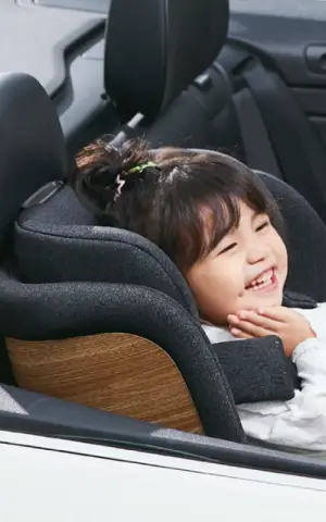 Quinton Baby Maple Car Seat - Comfort and Safety Features for optimal child protection